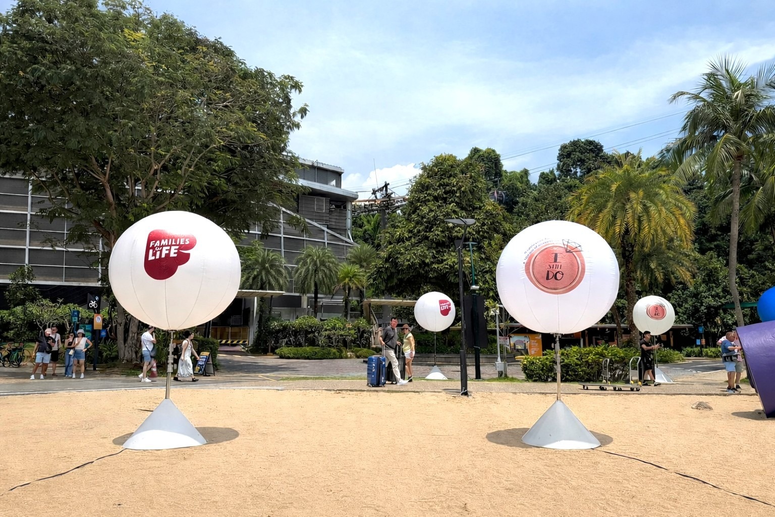 Branded Advertising Balloon Singapore outdoor event rental setup