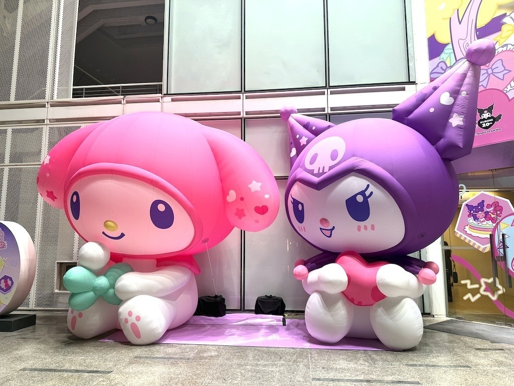 Giant character inflatable Advertising Balloon Singapore My Melody and Kuromi event