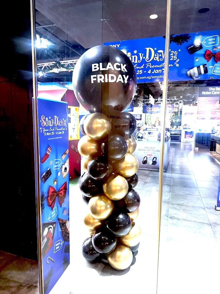 Black Friday balloon column for retail promotion balloon decorations Singapore